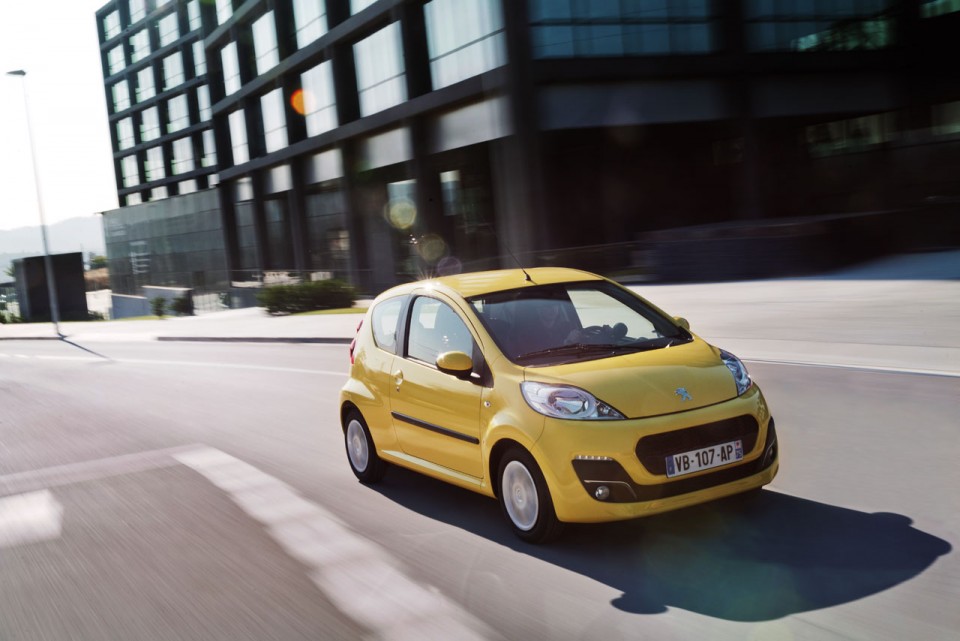 Photo Peugeot 107 Jaune Citrus - 1-005