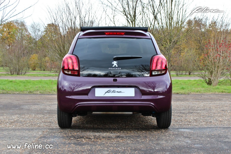 Photo face arrière Peugeot 108 Allure Top Red Purple