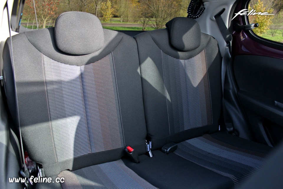 Photo banquette arrière Peugeot 108 Allure Top