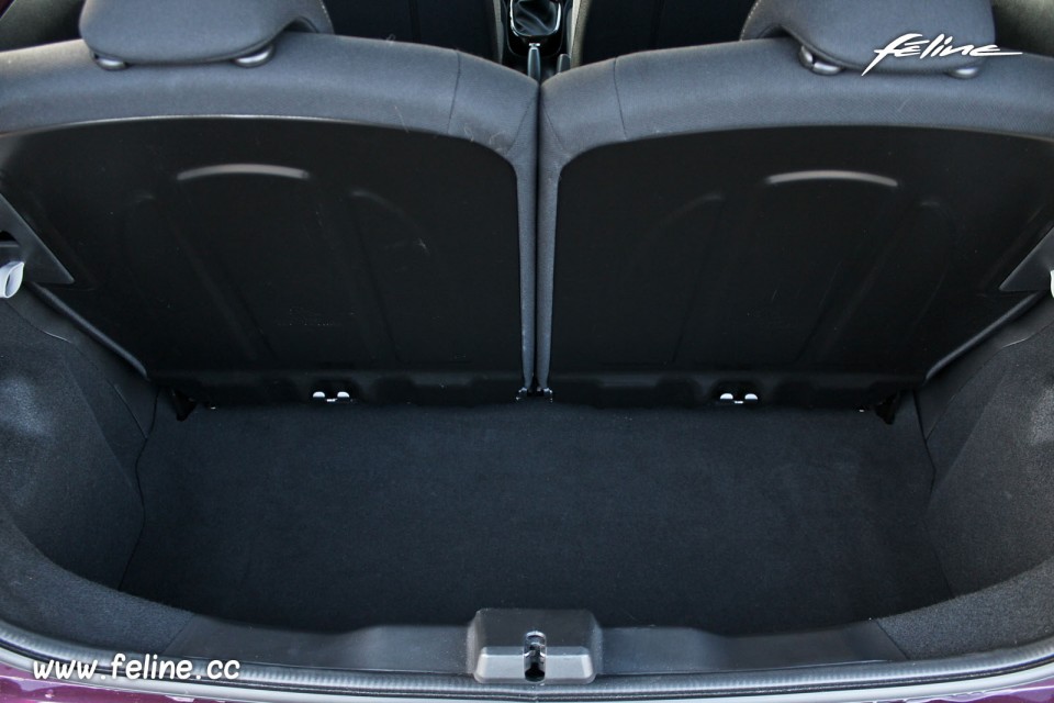 Photo coffre Peugeot 108 Allure Top