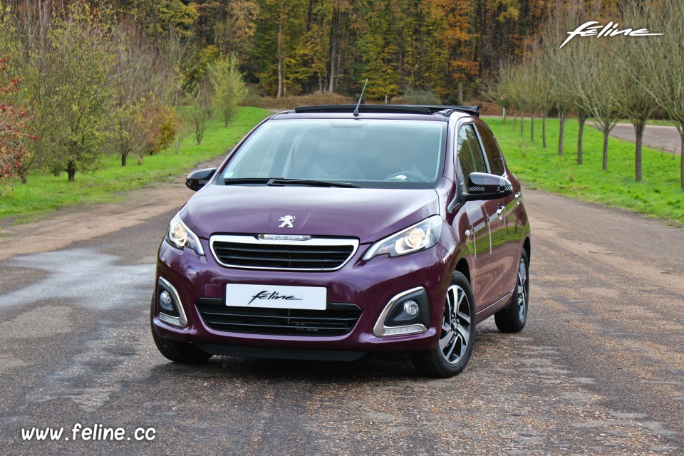 Photo Peugeot 108 Allure Top Red Purple