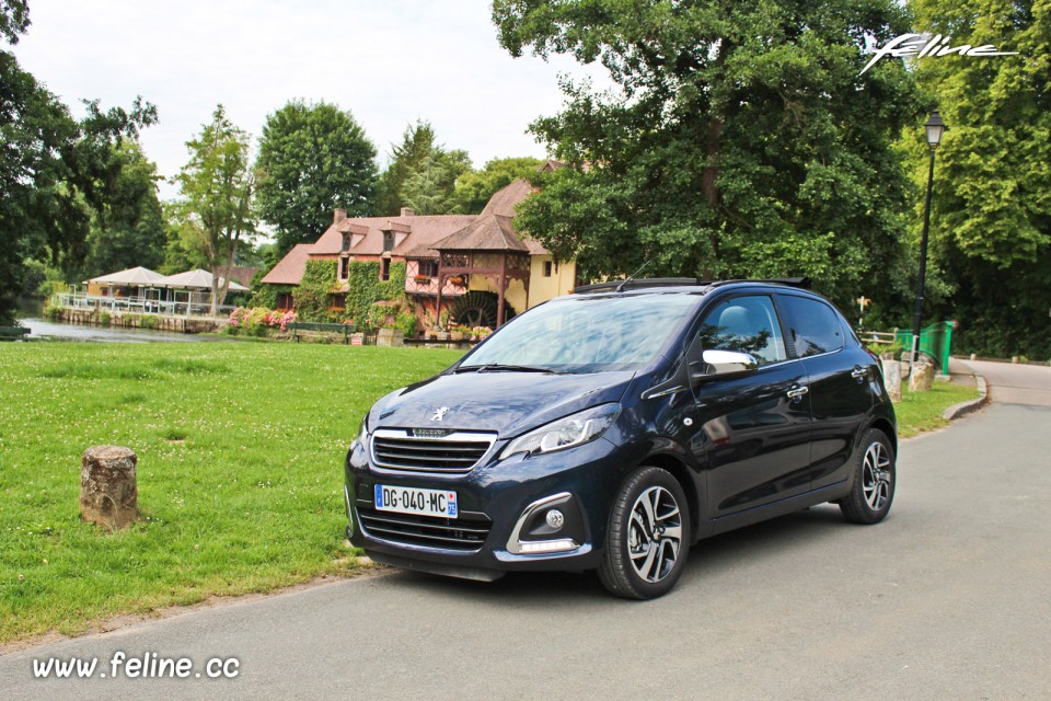 Photo essai Peugeot 108 Allure Top Bleu Smalt