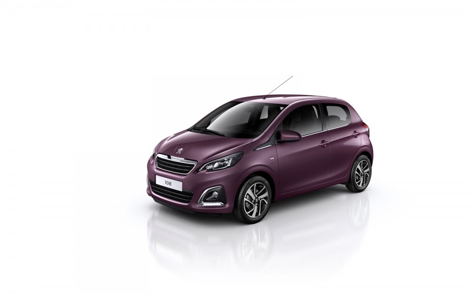 Photo Peugeot 108 Red Purple