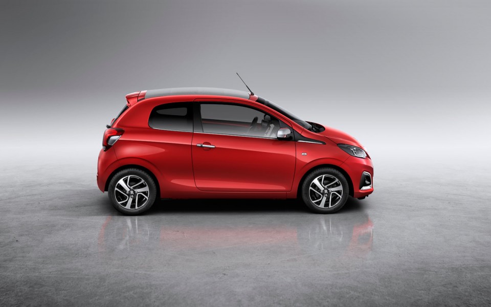 Photo Peugeot 108 Top 3 portes Rouge Scarlet