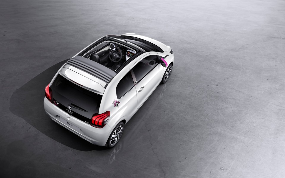 Photo Peugeot 108 Top Blanc Lipizan (toit ouvert)