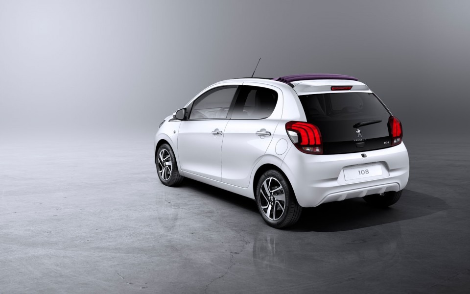 Photo Peugeot 108 Top Blanc Lipizan