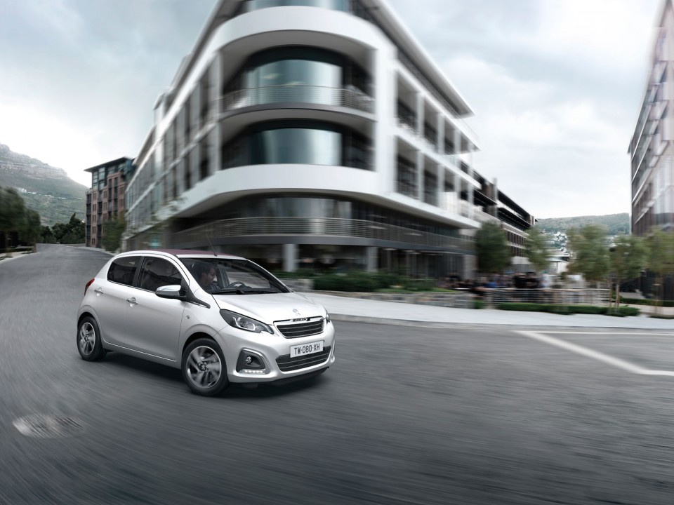 Photo Peugeot 108 Top Blanc Lipizan