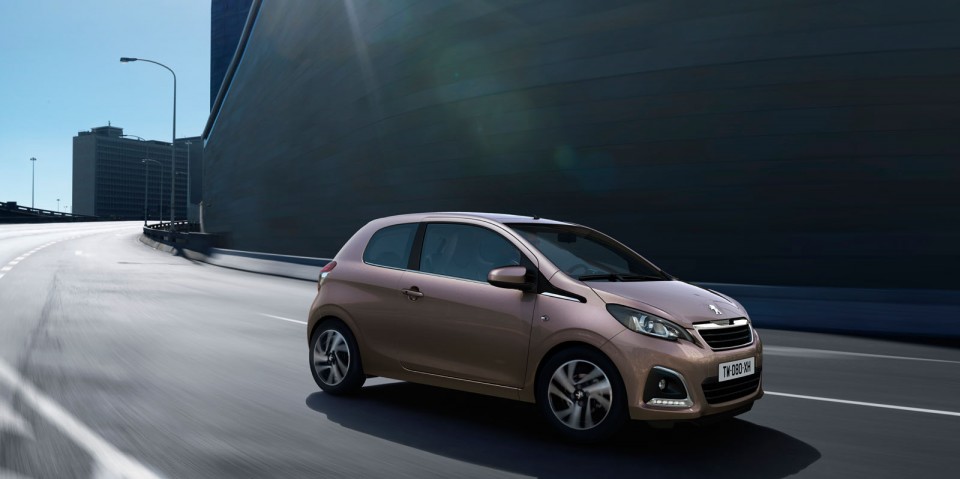 Photo Peugeot 108 cuivre Aïkinite