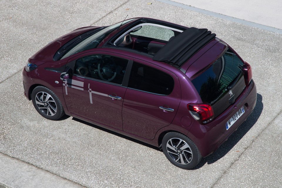 Photo statique Peugeot 108 Allure Top ! Red Purple