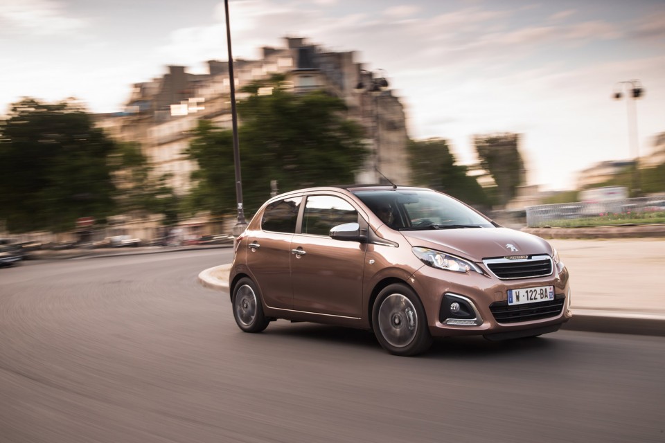 Photo dynamique Peugeot 108 Top ! Aïkinite