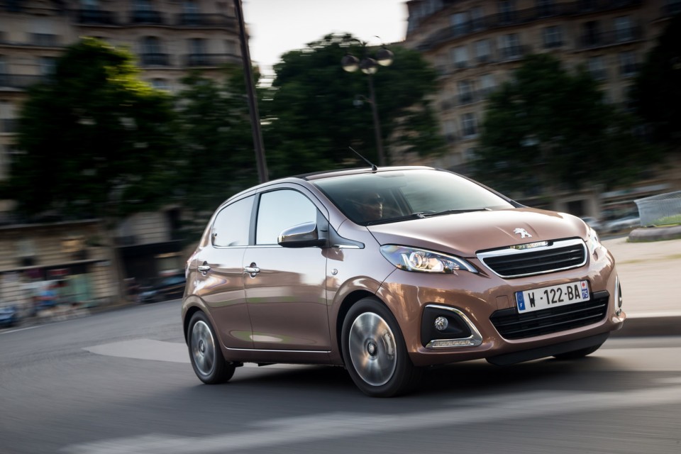 Photo dynamique Peugeot 108 Top ! Aïkinite