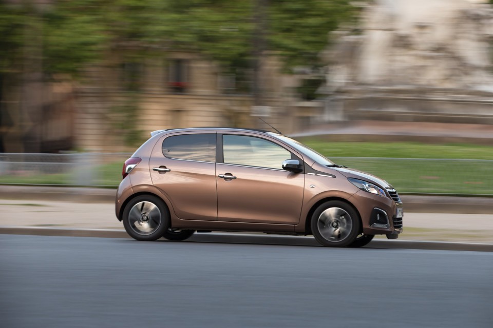 Photo dynamique Peugeot 108 Top ! Aïkinite