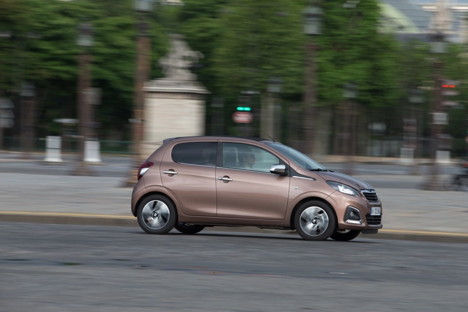 Photo dynamique Peugeot 108 Top ! Aïkinite