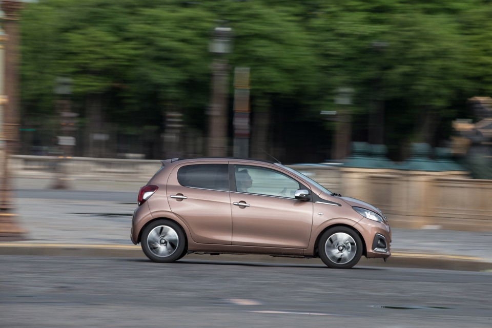Photo dynamique Peugeot 108 Top ! Aïkinite