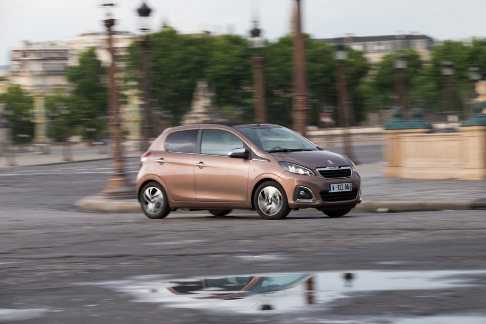 Photo dynamique Peugeot 108 Top ! Aïkinite