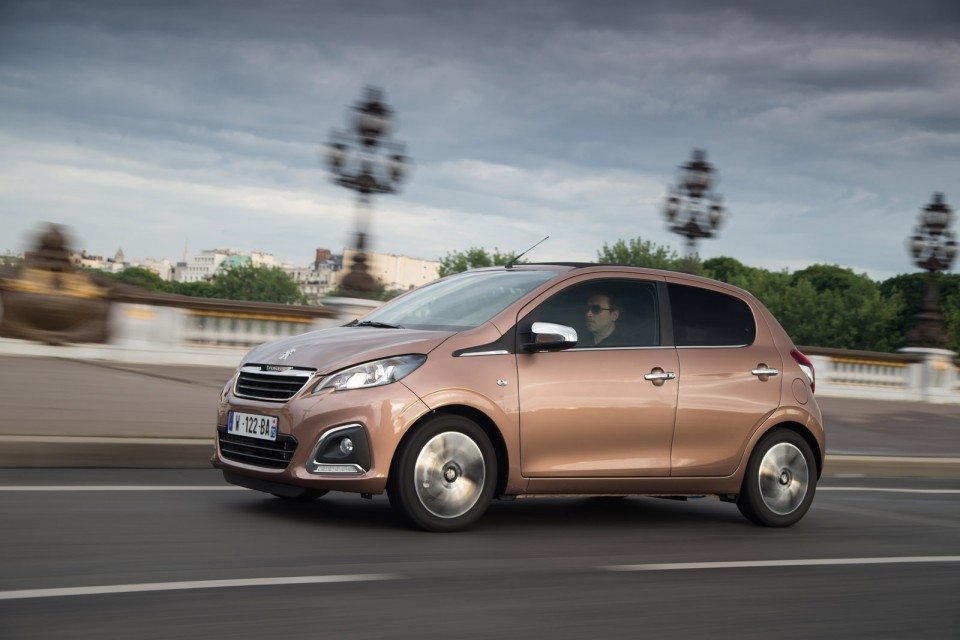 Photo dynamique Peugeot 108 Top ! Aïkinite