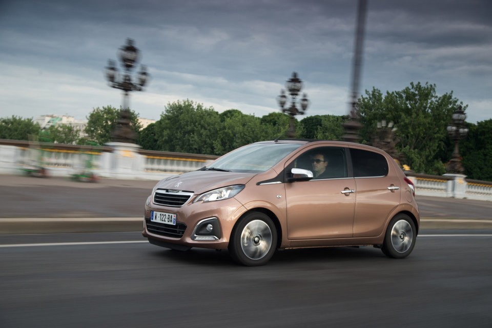 Photo dynamique Peugeot 108 Top ! Aïkinite
