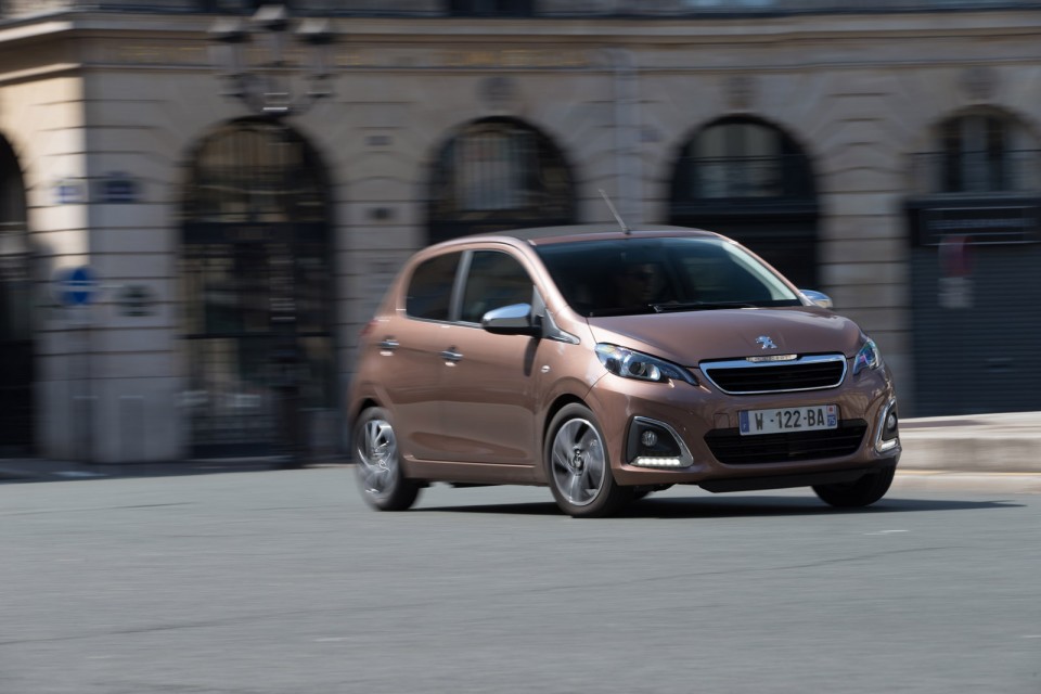 Photo dynamique Peugeot 108 Top ! Aïkinite