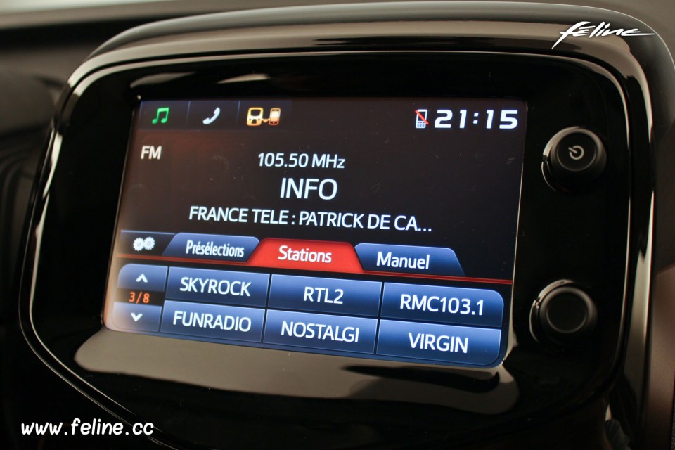 Photo radio écran tactile Peugeot 108 Allure Aïkinite - 1.2 V
