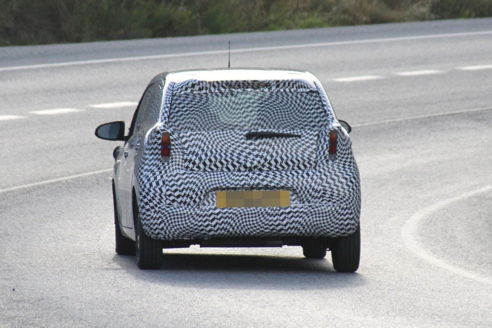 Photo espion (spyshot) Peugeot 108 I - 1-004