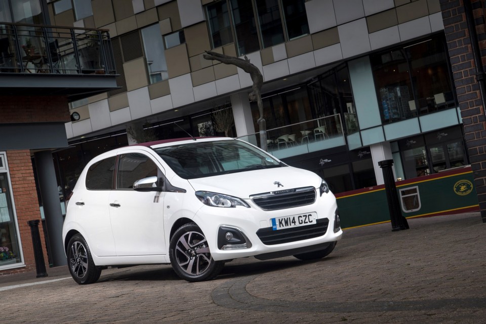 Photo Peugeot 108 Allure Top Blanc Lipizan (UK)