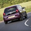 Photo dynamique Peugeot 108 Allure Red Purple (UK)