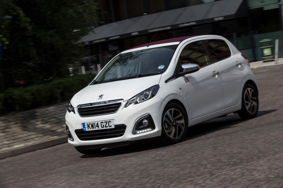 Photo Peugeot 108 Allure Top Blanc Lipizan (UK)