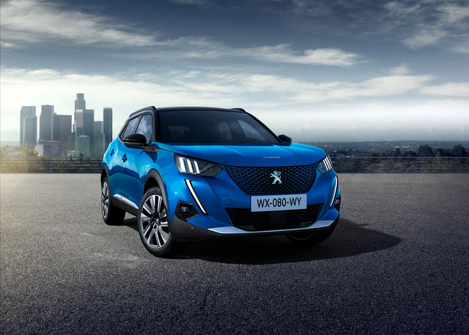 Photo 3/4 avant Peugeot e-2008 II GT Electrique (2019)