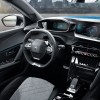 Photo poste de conduite i-Cockpit 3D Peugeot e-2008 II GT Electr