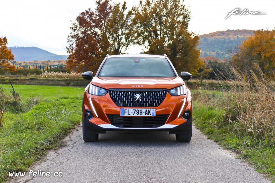 Photo essai route Peugeot 2008 II GT PureTech 155 (2019)