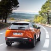 Photo officielle Peugeot 2008 II GT Orange Fusion - Essais press