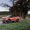 Photo officielle Peugeot 2008 II GT Orange Fusion - Essais press