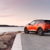 Photo officielle Peugeot 2008 II GT Orange Fusion - Essais press