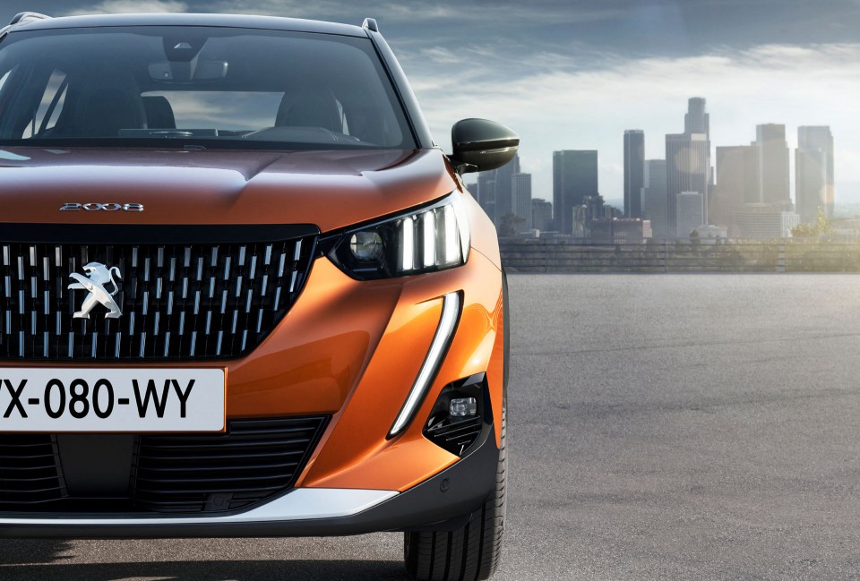 Photo face avant Peugeot 2008 II GT (2019)