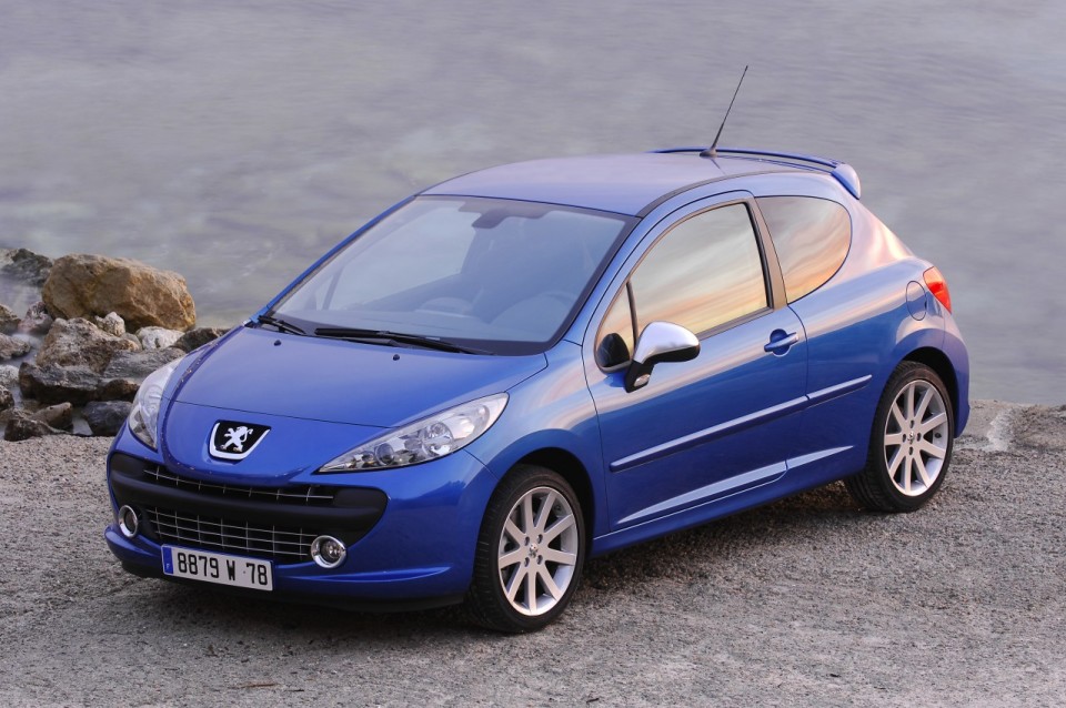 Photo 3/4 avant Peugeot 207 RC Bleu Récife phase 1 (2007) - 1-002