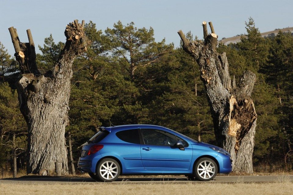 Photo profil statique Peugeot 207 RC Bleu Récife phase 1 (2007) - 1-014