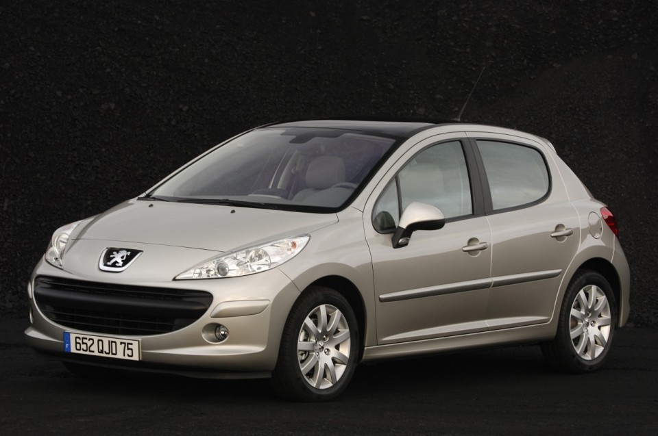 Photo 3/4 avant Peugeot 207 Executive Pack Gris Aluminium phase 1 (2006) - 1-009