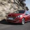 Photo 3/4 avant route Peugeot 208 GTi I Rouge Rubi (2013) - 1-007