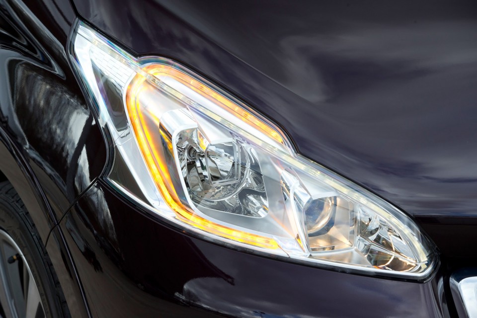 Photo clignotant feu avant premium LED Peugeot 208 XY I (2013) - 1-023
