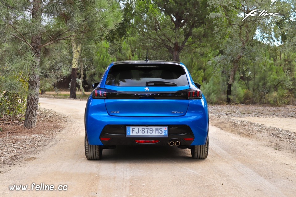 Photo face arrière Peugeot 208 II GT Line (2019)