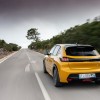 Photo officielle Peugeot 208 II GT Line Jaune Faro - Essais pres