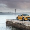 Photo officielle Peugeot 208 II GT Line Jaune Faro - Essais pres