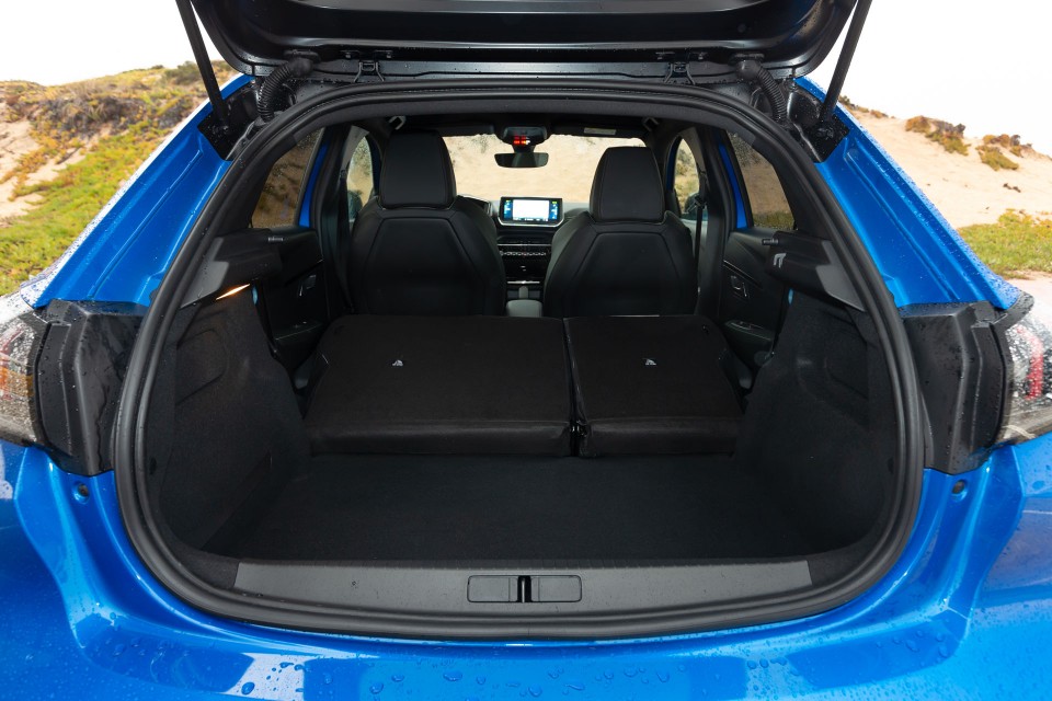 Photo officielle Peugeot e-208 GT Bleu Vertigo - Essais presse 2