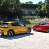 Photo comparatif 3/4 arrière Peugeot 208 I Allure et Peugeot 20