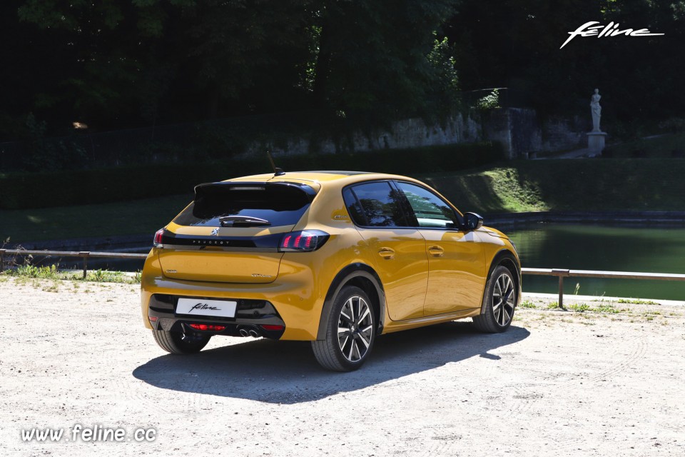 Photo Peugeot 208 II GT Line Jaune Faro (2019)