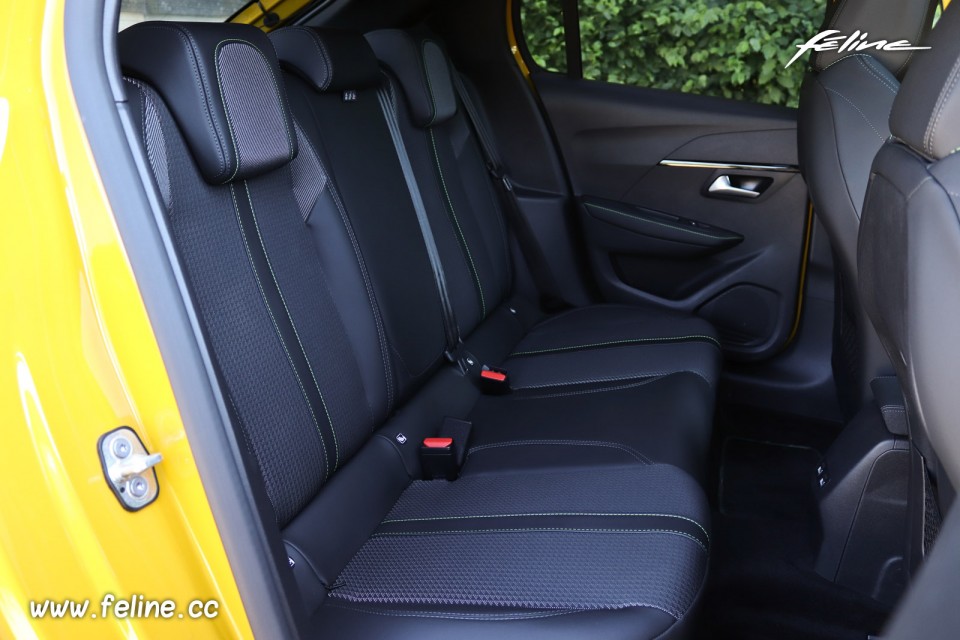 Photo sièges arrière Peugeot 208 II GT Line (2019)