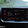 Photo thème Red couleur rouge écran tactile Peugeot 208 II GT