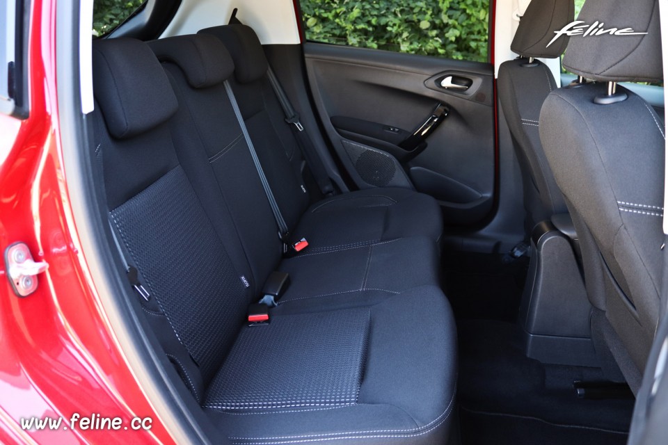 Photo sièges arrière Peugeot 208 I Allure (2018)