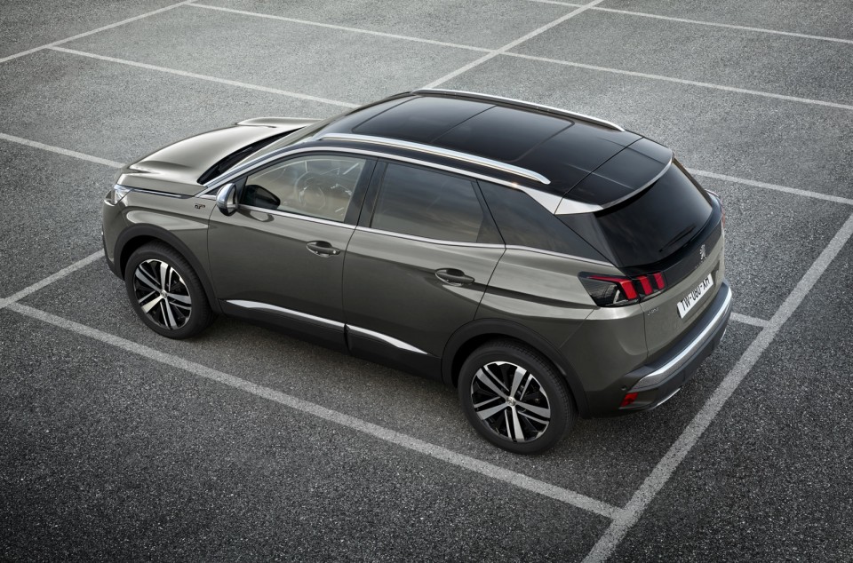 Photo officielle Peugeot 3008 GT Gris Amazonite (2016)