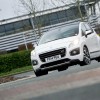 Photo Peugeot 3008 HYbrid4 I Blanc Banquise (restylée 2013) (UK